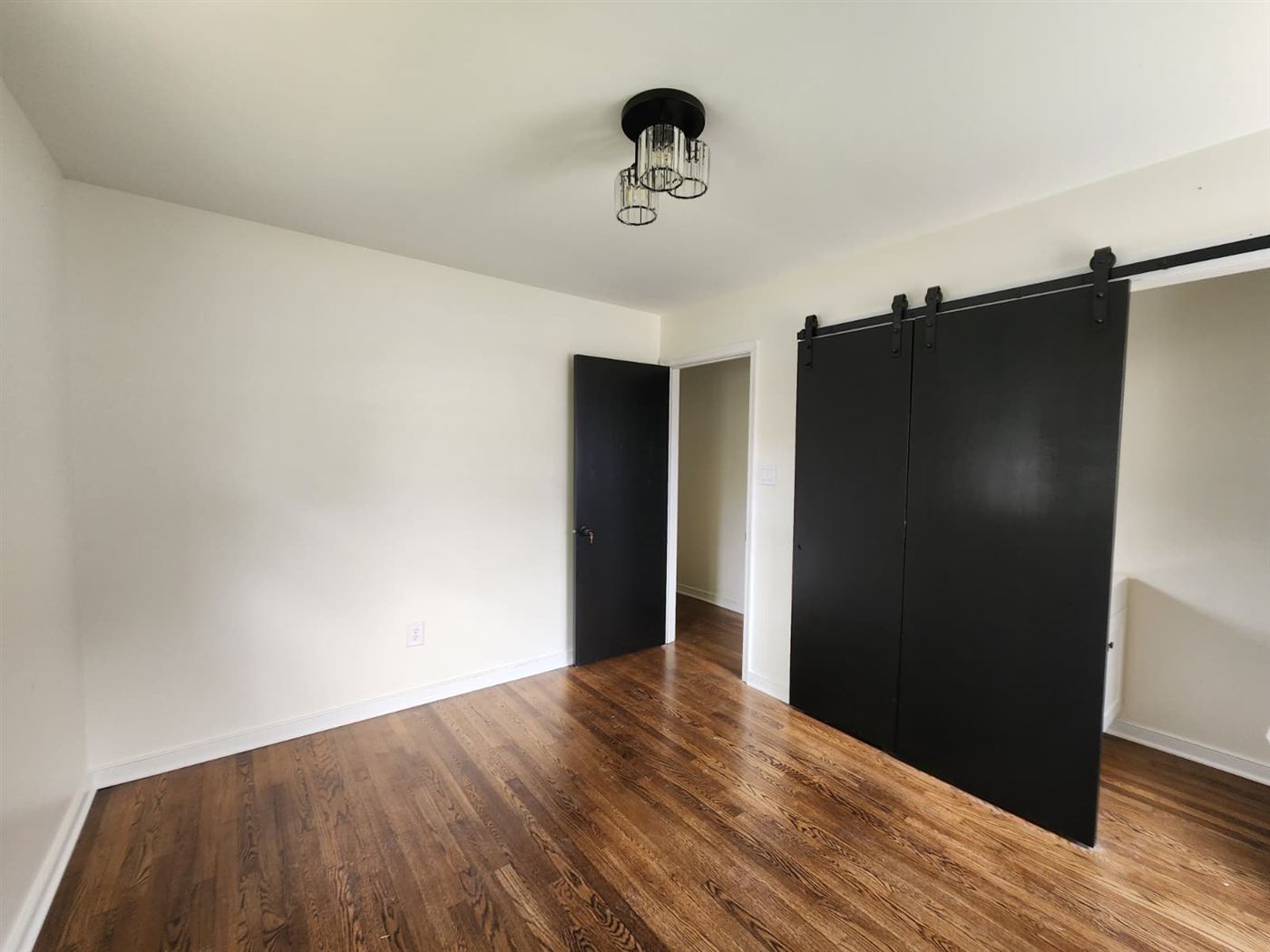 Habitación con puerta corrediza
